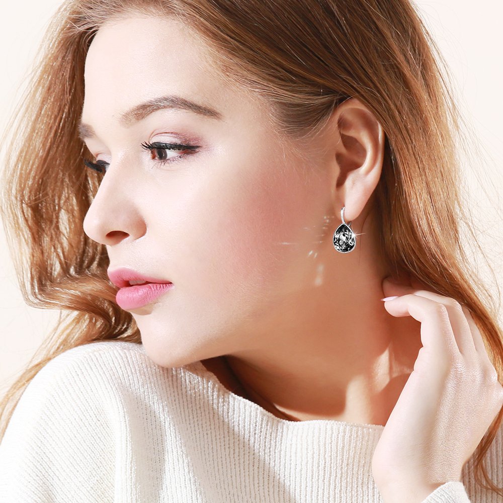Xuping Jewelry Fashion Huggies Crystal Earring for Women (Black)