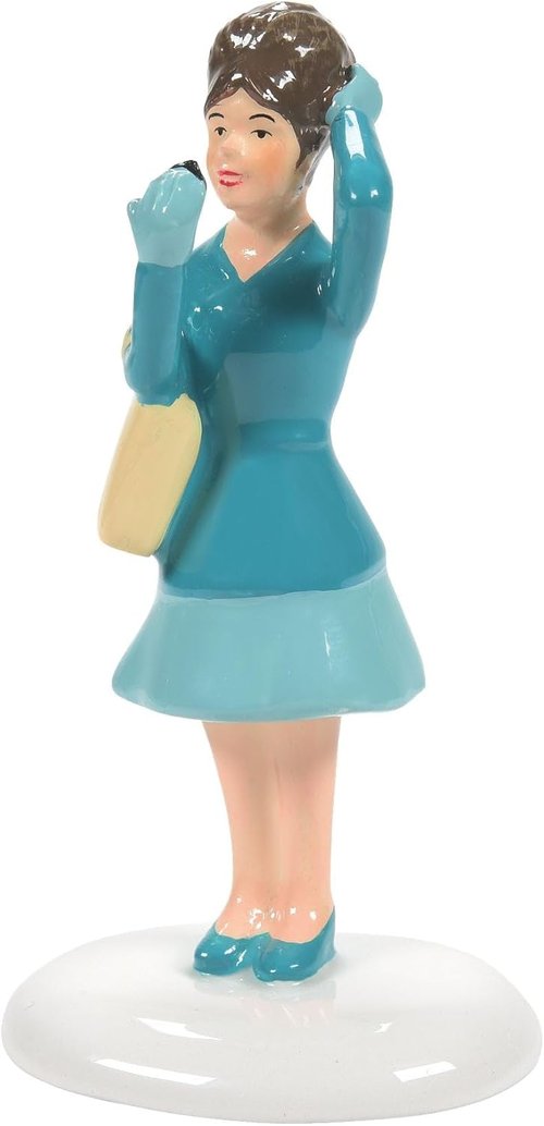 Department 56 Snow Village Figurine - Ready for The Weekend, 3.58 Inch, Multicolor Decor