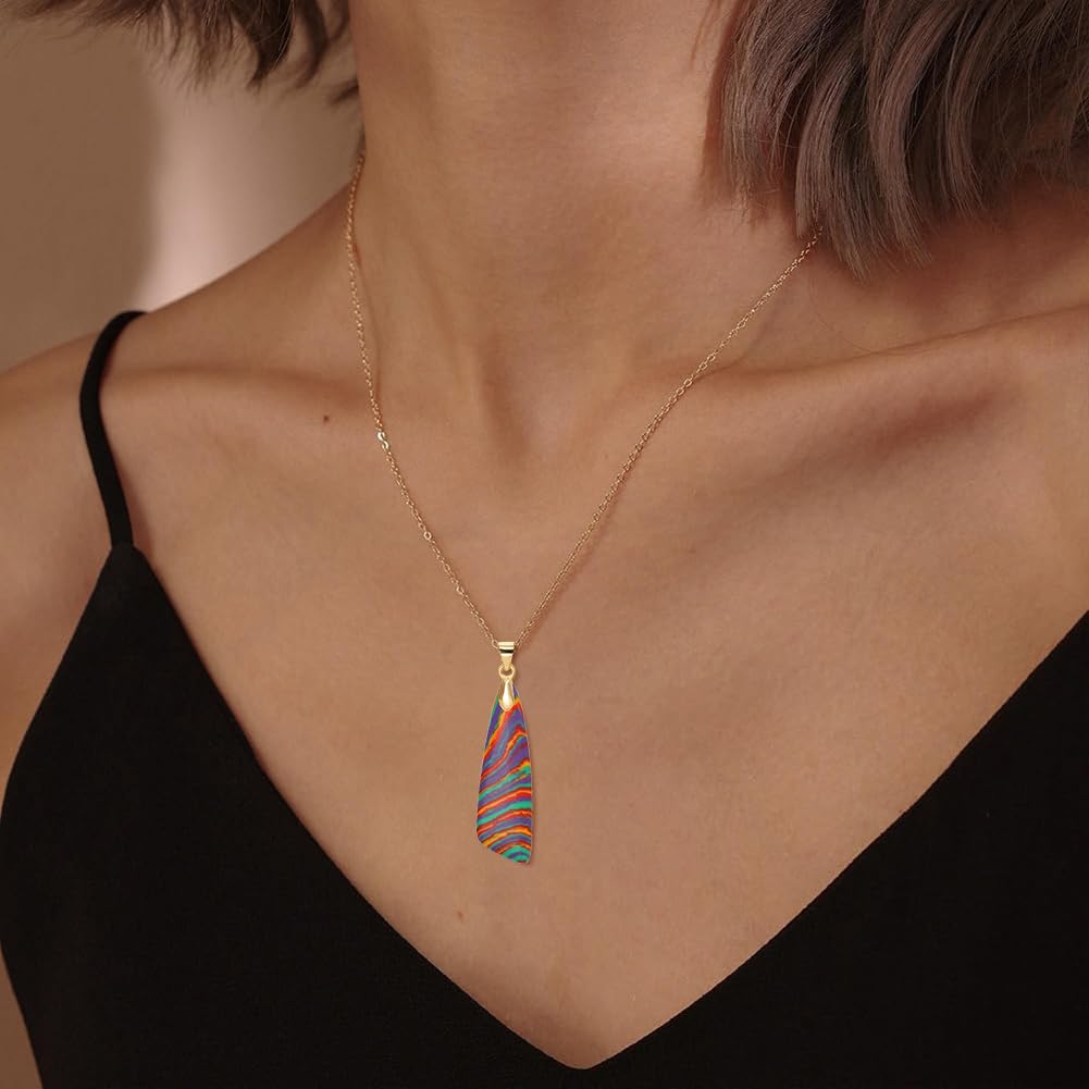 Wovanoo Nature Stone Necklaces for Women Boho Pendant Necklace 18K Gold Chain Necklaces Flower Gold