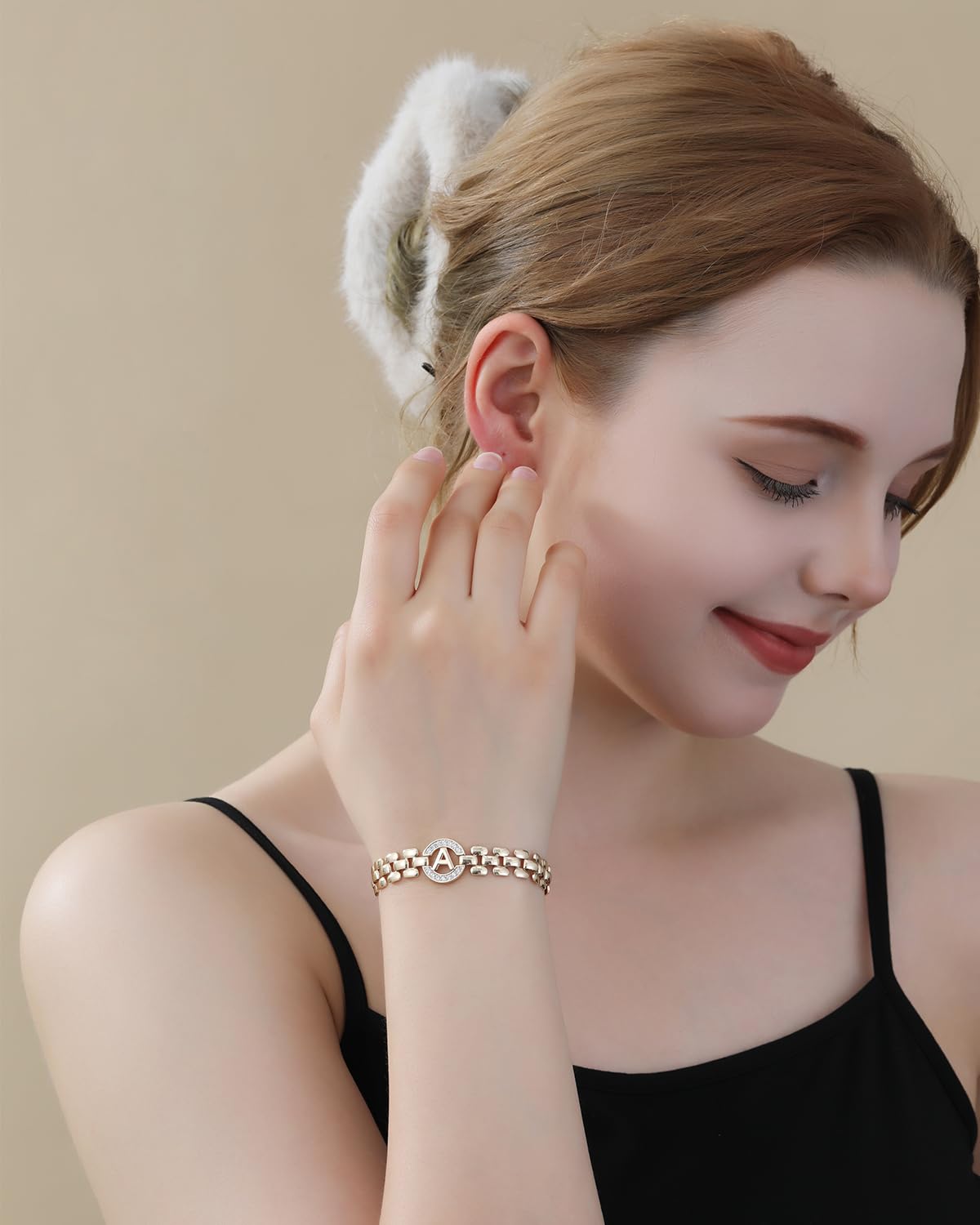 WEDDINEN Initial Bracelet,14K Gold Plated Letter Bracelets for Women, Thick Bangle Wrist Gold Alphabet Bracelet for Women, Christmas Gifts for Women Jewelry Initial W Charm Chain