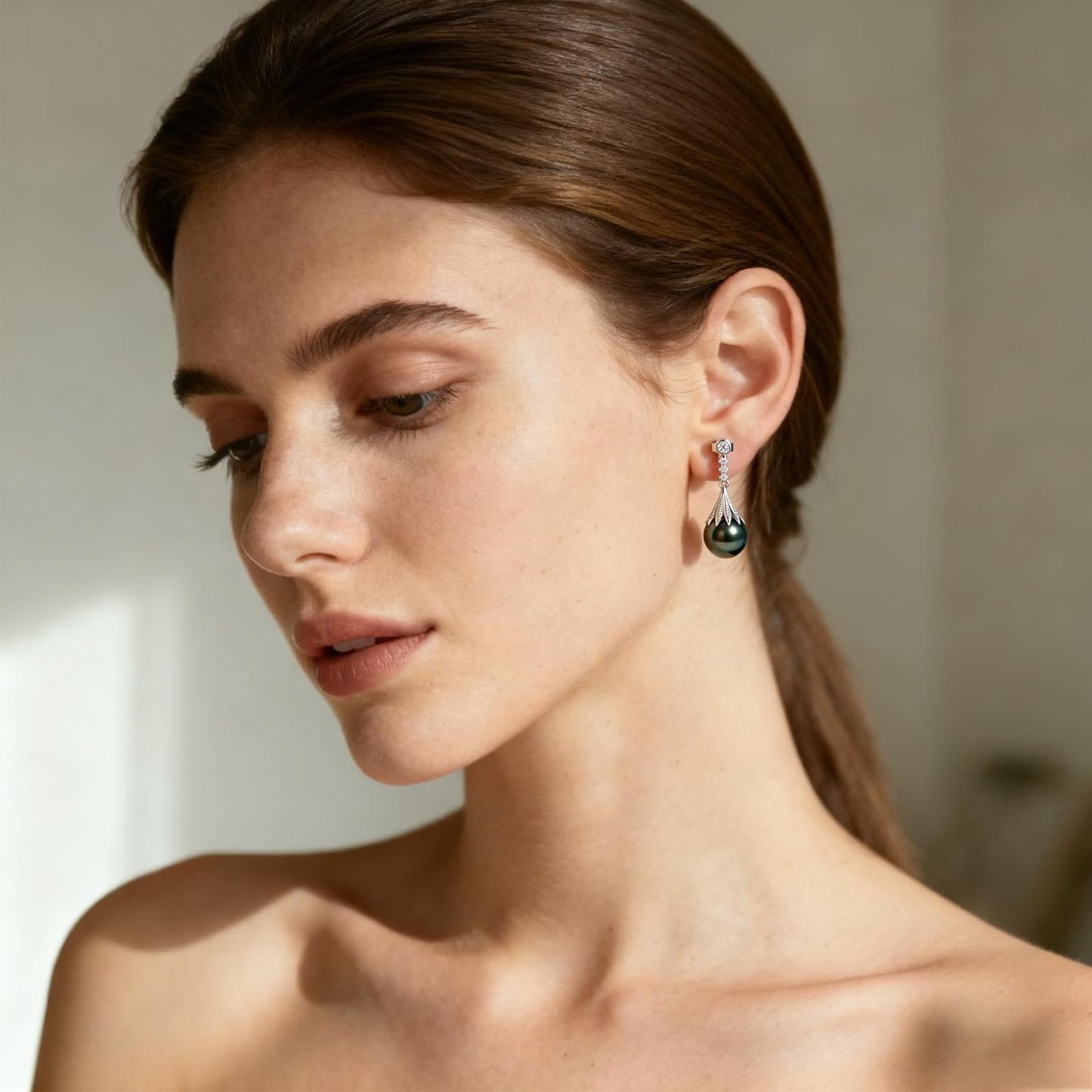 Genunie Tahitian Black Pearl Earrings for Women - Christmas Gifts for Wife Anniversary Wedding, Mom Birthday Gift, AAAA 9-10mm Ocean-Grown Pearls with S925 Sterling Silver Unique Moissanite Jewelry