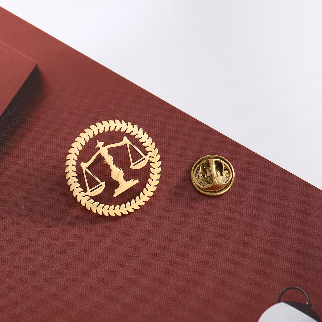 Metal Balance Badges Suit Brooch Libra Scales Brooches For Men (gold)