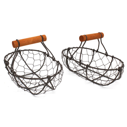 CVHOMEDECO. Chicken Wire Egg Baskets Rust Gathering Baskets with Wooden Handle Country Vintage Style Storage Baskets. Set of 2 (Oval)