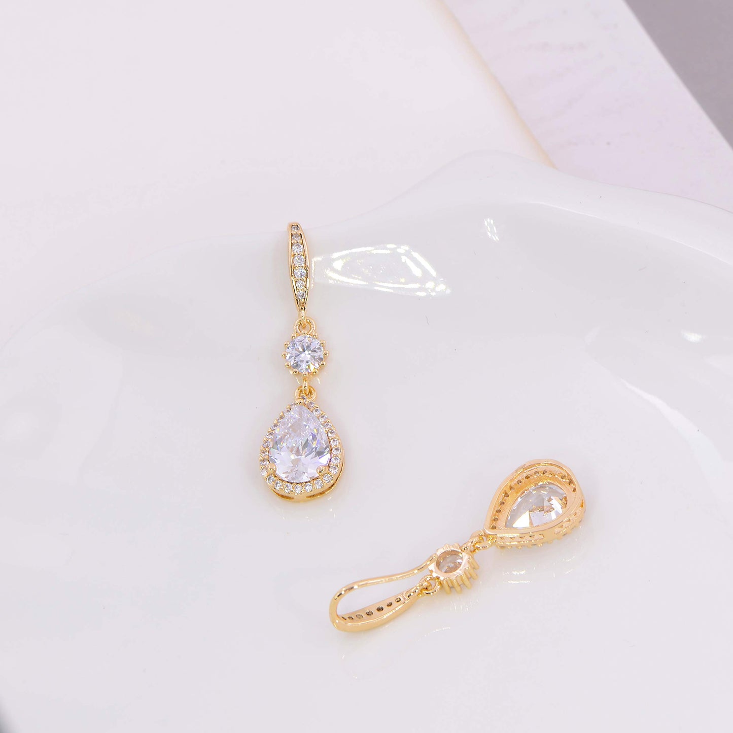 AMYJANE Bridal Jewelry Set for Wedding - 18k Gold Plated Sterling Silver Teardrop Cubic Zirconia Crystal Drop Earrings and Necklace Set for Bride Bridesmaids Mother of Bride Prom Party