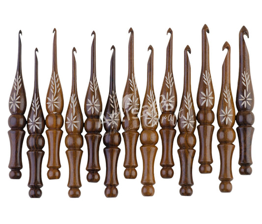 Crochet Hooks Set of 13-3.5mm to 12mm - Hand Carved Wooden Hook with Leaf Design - Ergonomic Soft Grip for Arthritic Hands - Crochet Accessories (Set of 13)