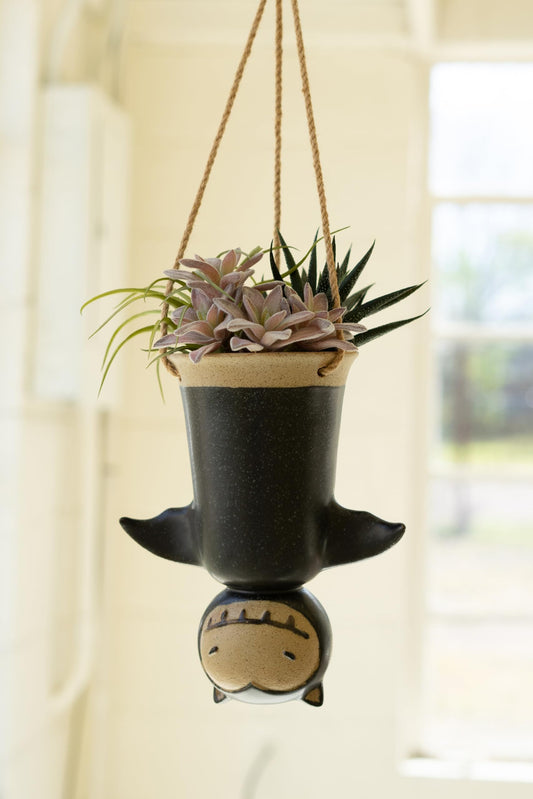 KALALOU CDV2258 CERAMIC HANGING BAT PLANTER