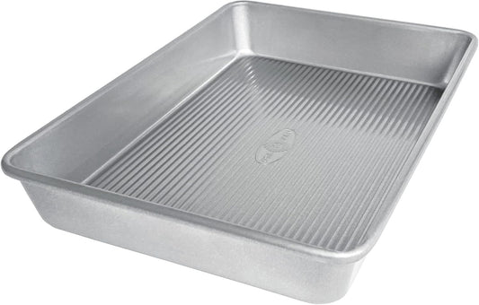 USA Pan Bakeware Nonstick Rectangular Cake Pan - Seamless Design, 9 x 13 Inch Size
