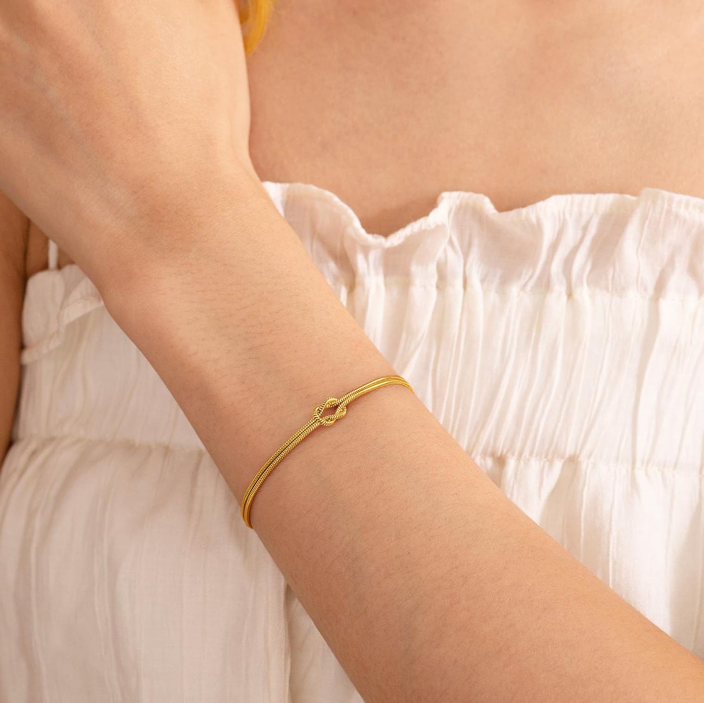 GRCLD Matching Bracelets for Couples Love Knot Bracelet Pinky Promise Soulmate Relationship Friendship Bracelets Forever Infinity Jewelry Gifts for Women Teen Her Him (FRIENDSHIP)