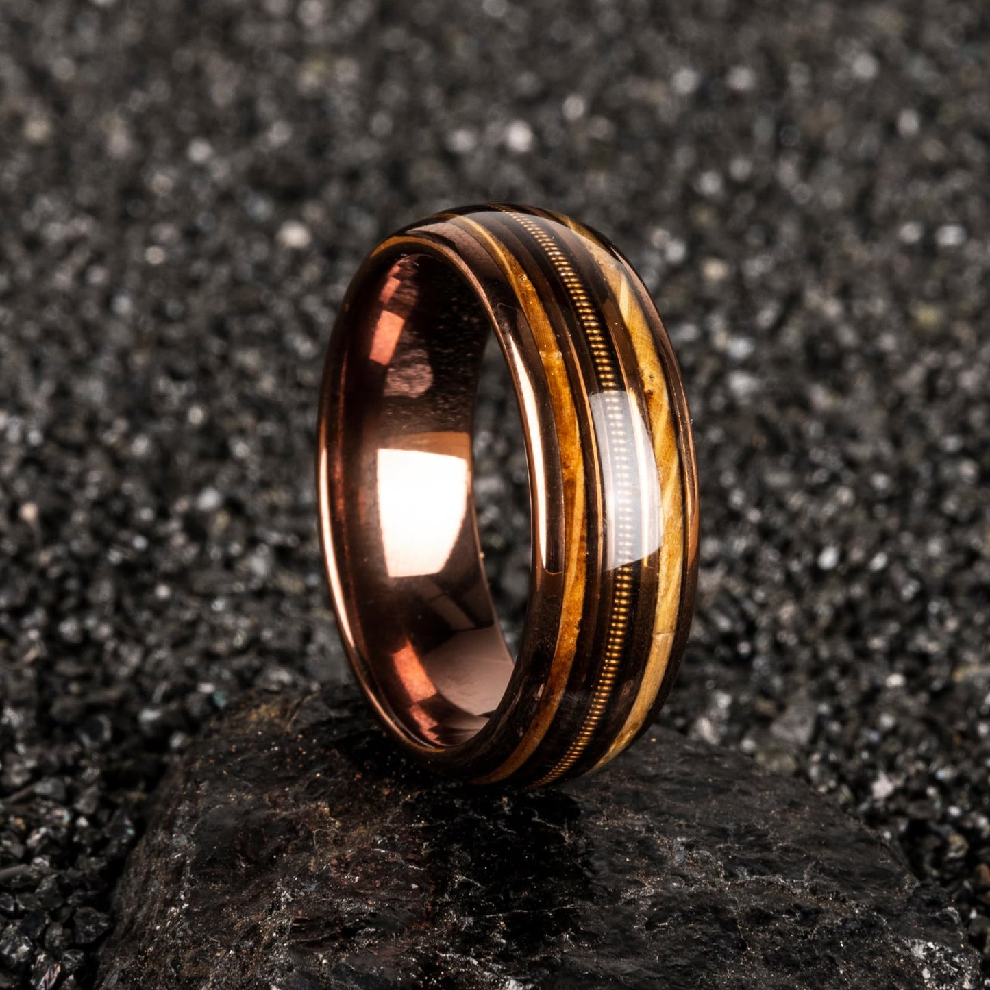 JEWPER 8mm Men Womens Wedding Band Tungsten Rings Brown Fashion Promise Carbide Inlaid Guitar Strings Whiskey Barrel Wood Matte Finish Edge Comfort Fit size 7-12(12)