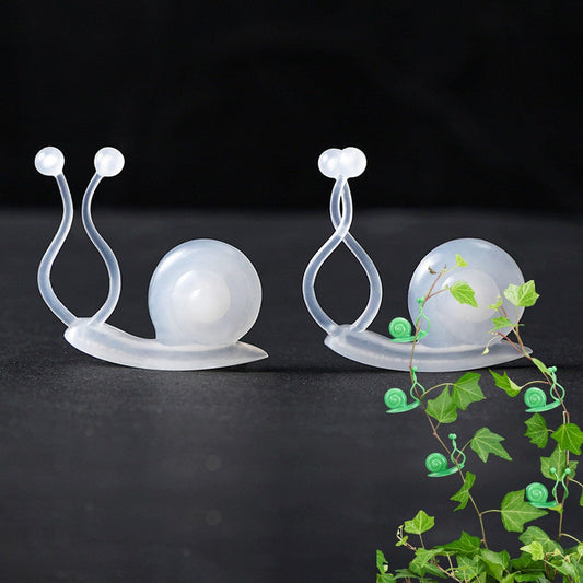 Plant Climbing Wall Fixture Clips,50PCS Self-Adhesive Plant Wall Clips,Garden Climbing Vines Fixing Clip,Invisible Fixing Hook,Reusable Pothos Plant Fixer for Indoor Outdoor Decoration(Clear,50)