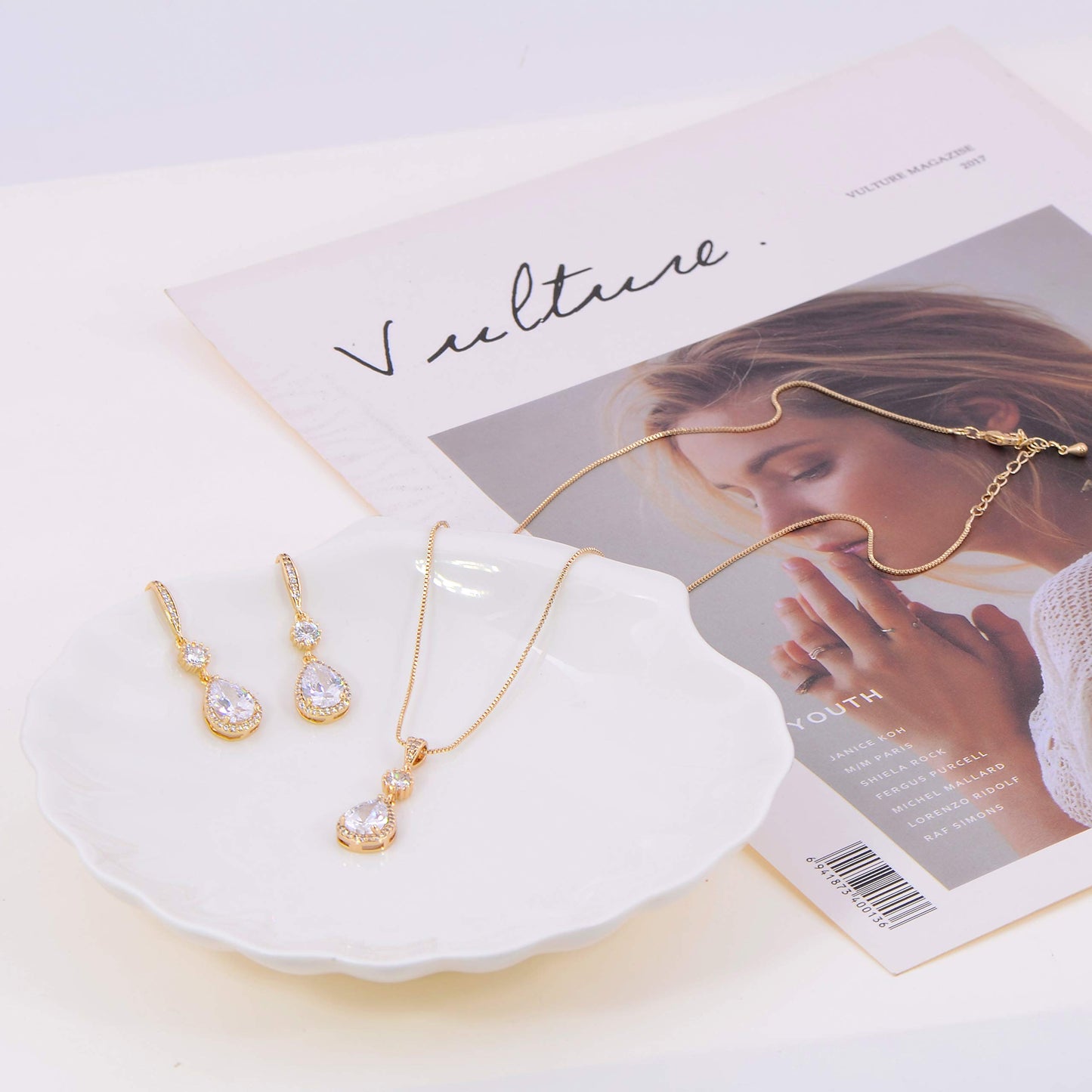 AMYJANE Bridal Jewelry Set for Wedding - 18k Gold Plated Sterling Silver Teardrop Cubic Zirconia Crystal Drop Earrings and Necklace Set for Bride Bridesmaids Mother of Bride Prom Party