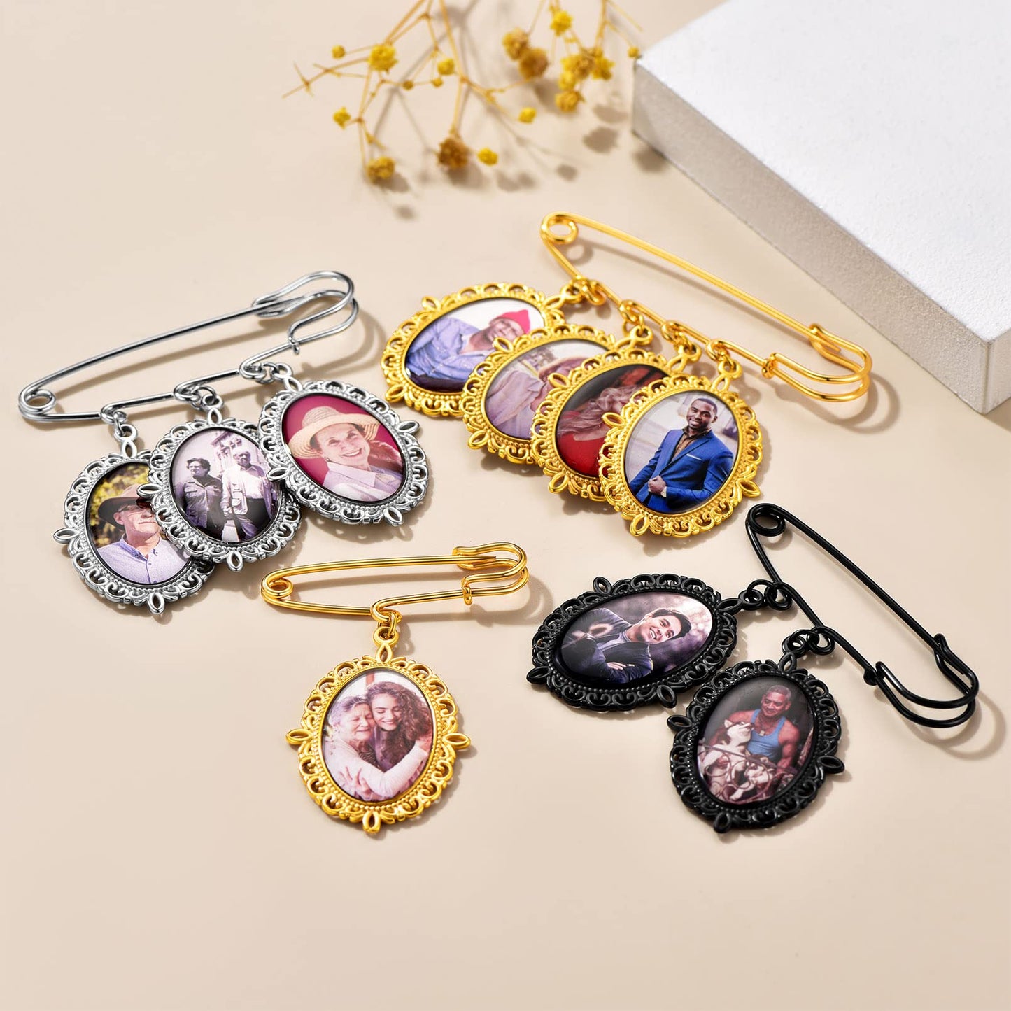 Custom4U Wedding Bouquet Charms Memorial Engraved with 4 Pictures Oval Shaped Memory Photo Charm for Bride Groom Mother Father