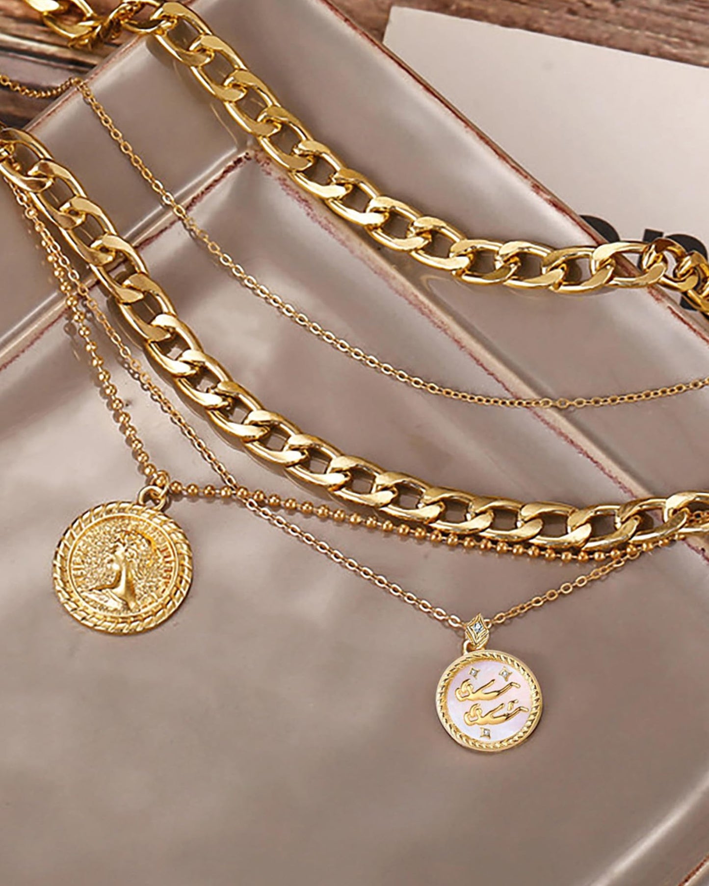 MJartoria Gold Layered Necklaces for Women Trendy Retro Coin Pendant Necklace Dainty Chunky Chain Choker Necklaces for Jewelry Birthday Gifts (Gold, Zodiac-Gemini-3PCS Layered)