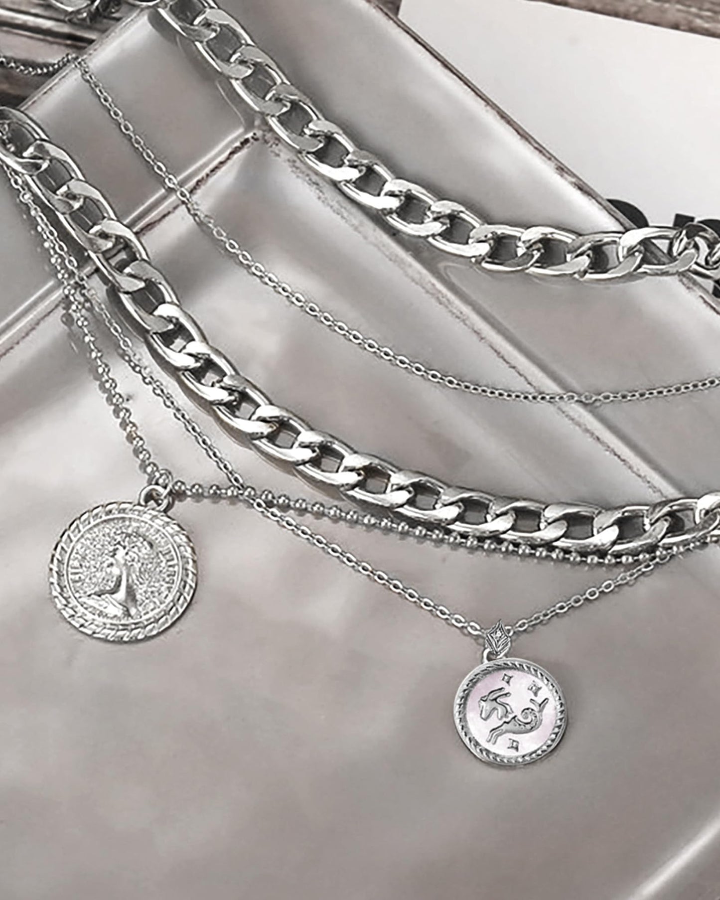 MJartoria Gold Layered Necklaces for Women Trendy Retro Coin Pendant Necklace Dainty Chunky Chain Choker Necklaces for Jewelry Birthday Gifts (Silver, Zodiac-Capricornus-3PCS Layered)