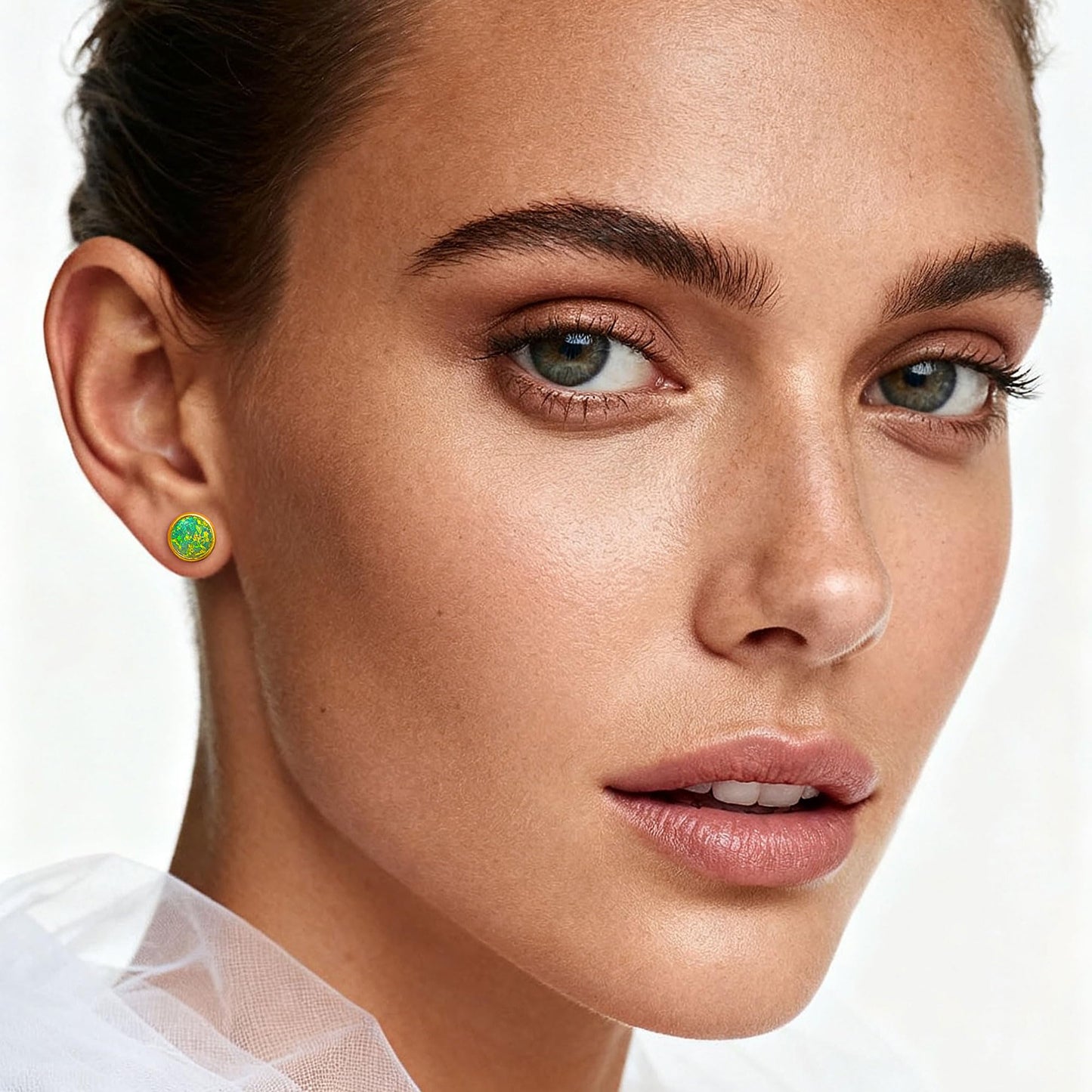 JiayangJY Silver Green Fire Opal Stud Earrings for Women 18K Yellow Gold Plated Sterling Silver Round Shape 7mm Opal Earrings with Push Back