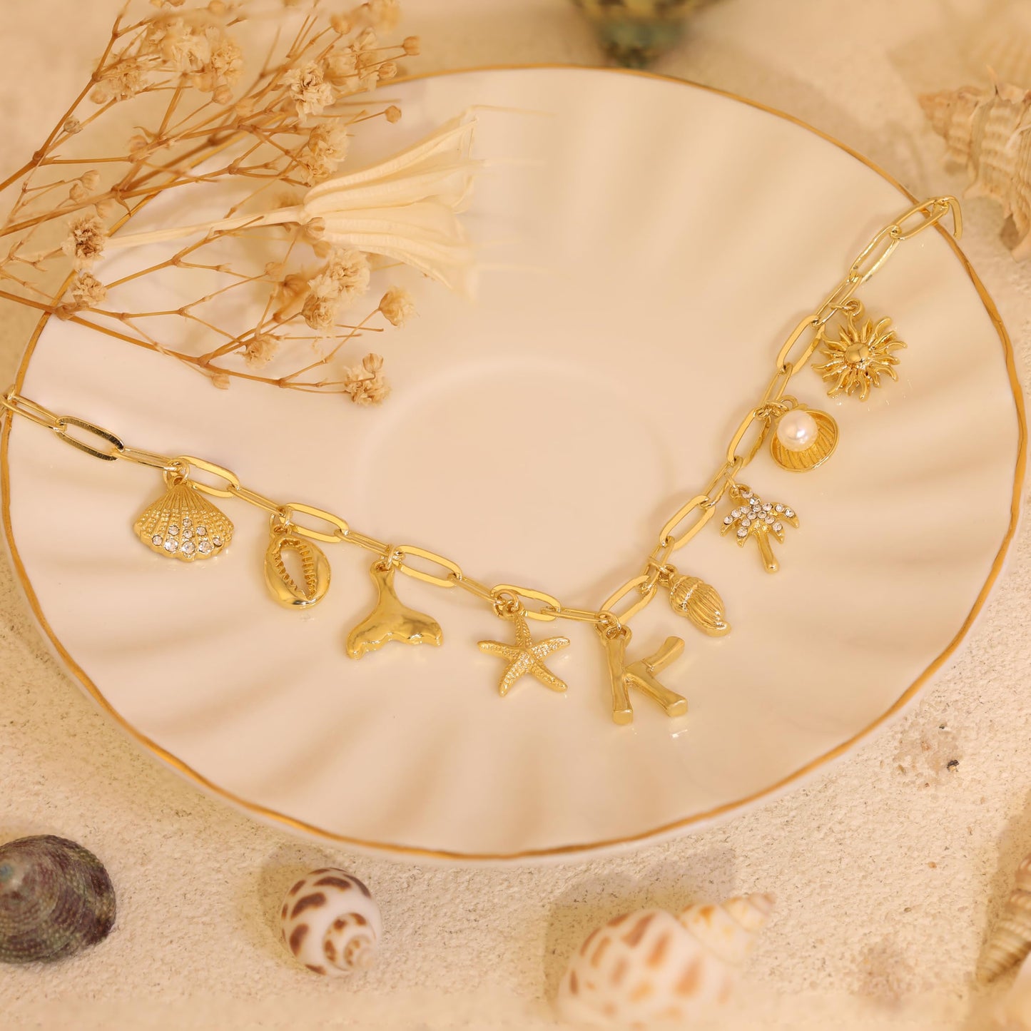 JALZEMPL Initial Charm Necklaces For Women Shell Letter Paperclip Chain Seashell Starfish Beach Summer Pendant Boho Surfer 14K Gold Plated Jewelry Gift (U)