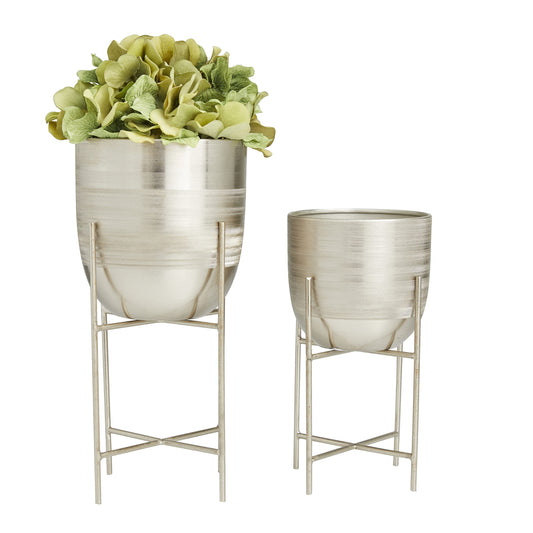 Deco 79 Metal Indoor Outdoor Planter Small Planter Pot with Removable Stand, Set of 2 Planters 6", 5"W, Silver