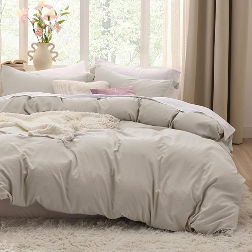 Bedsure Oversized Queen Duvet Cover Set - Extra Soft Prewashed Cotton-Like Polyester, 98x98 Inches with Zipper Closure & 2 Pillow Shams